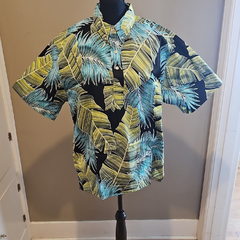Hawaiian Mens Shirt - Hilo Hatties - Large New without tags
